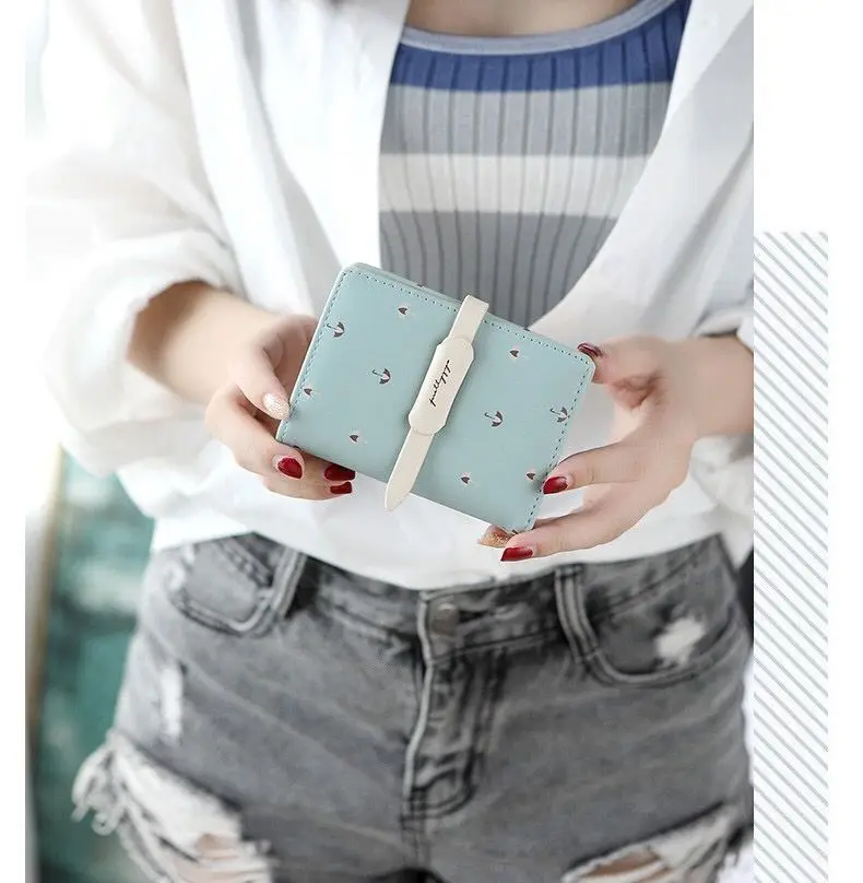 

Fashion PU Leather Floral Short Wallet Hasp Design Card Holder for Women Portable Purse Driver's License Holder Handbag