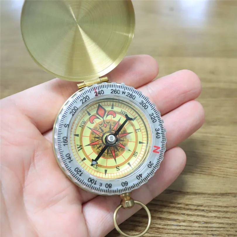 

Outdoor Multi-function Clamshell Compass With Luminous Pocket Watch Compass Portable Metal Measuring Ruler Tool