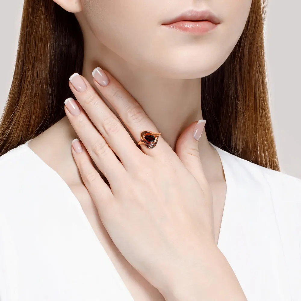 Sokolov ring in Gold with garnet and red cubic zirconia fashion jewelry gold 585 women's male | Rings