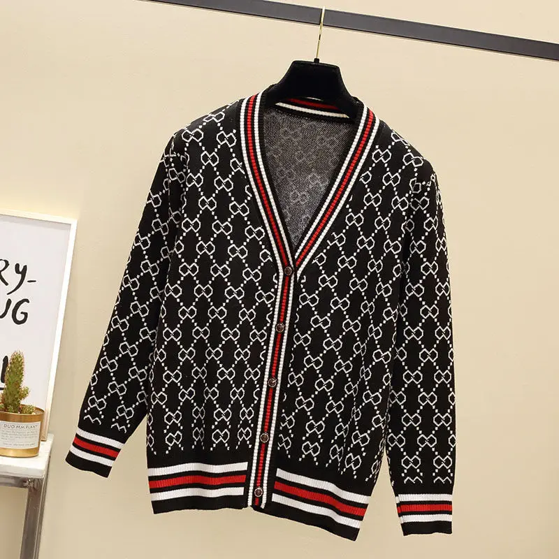 

2021 spring and autumn new loose V-neck knitted cardigan for women