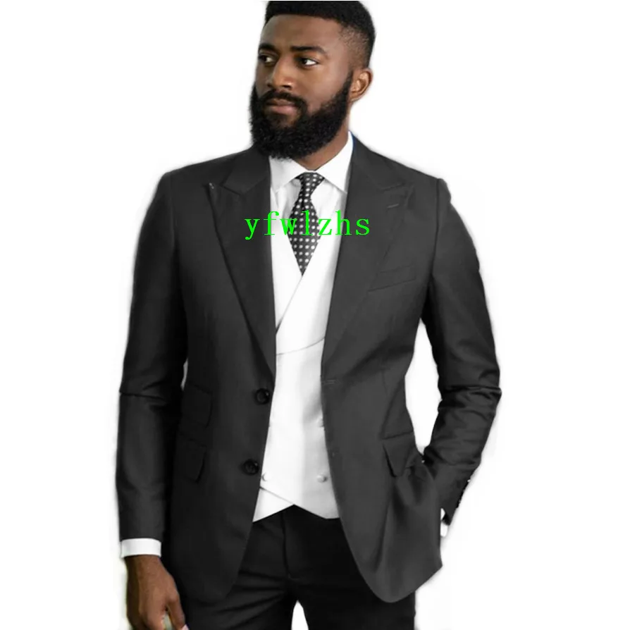 

Handsome Two Buttons Groomsmen Peak Lapel Groom Tuxedos Men Suits Wedding/Prom/Dinner Best Blazer(Jacket+Pants+Vest+Tie) 511