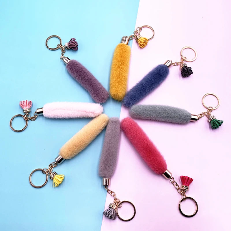 Кисточка плюшевый автомобильный брелок цветной зажим для ключей женская сумка