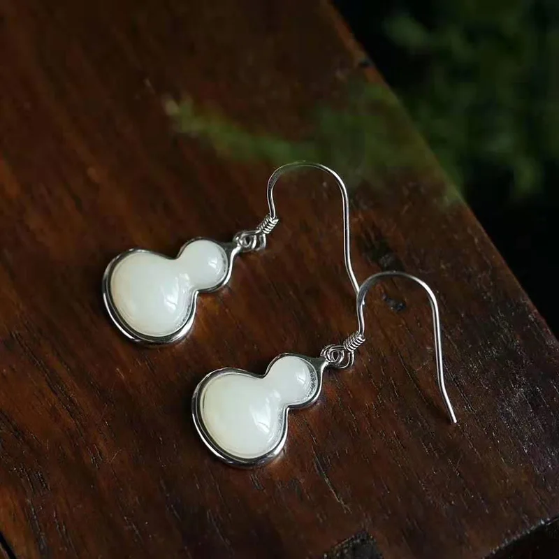 

Новые серебряные инкрустированные серьги из натурального белого халцедона в китайском стиле ретро очаровательные женские ювелирные аксессуары