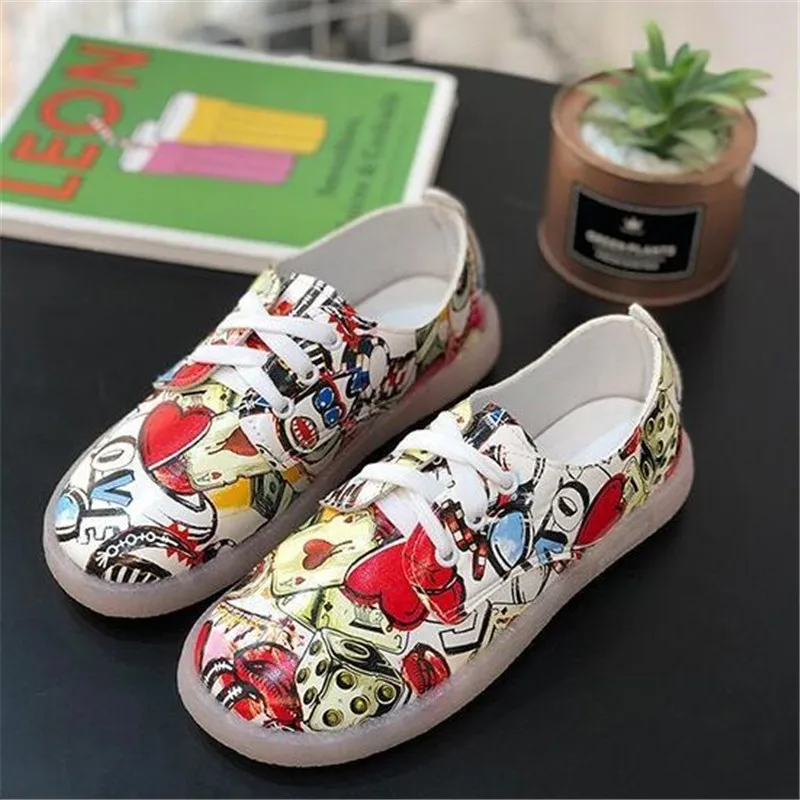 

Large size women's shoes 2021 new printed lace-up platform casual shoes women fashion sports womens sneakers running loafers