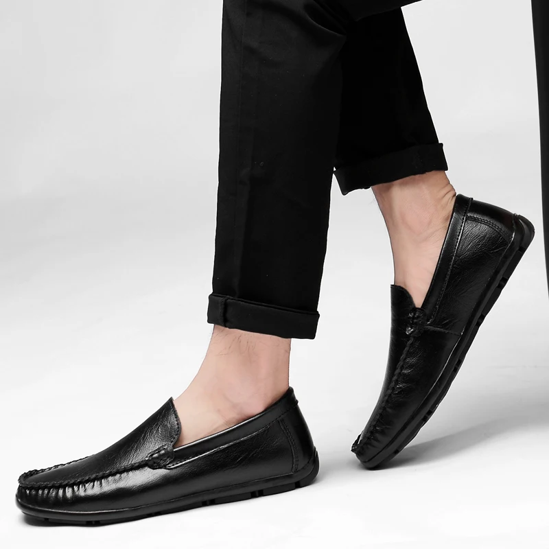 

2021 Новые мужские повседневные кожаные туфли Лоферы для мужчин Размеры; Большие размеры 37-46; Легкие и дышащие; Обувь в горошек; Модная мужская...