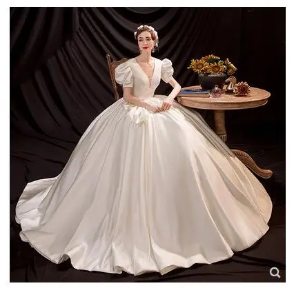 

French deep V neck wedding dress princess wedding dress