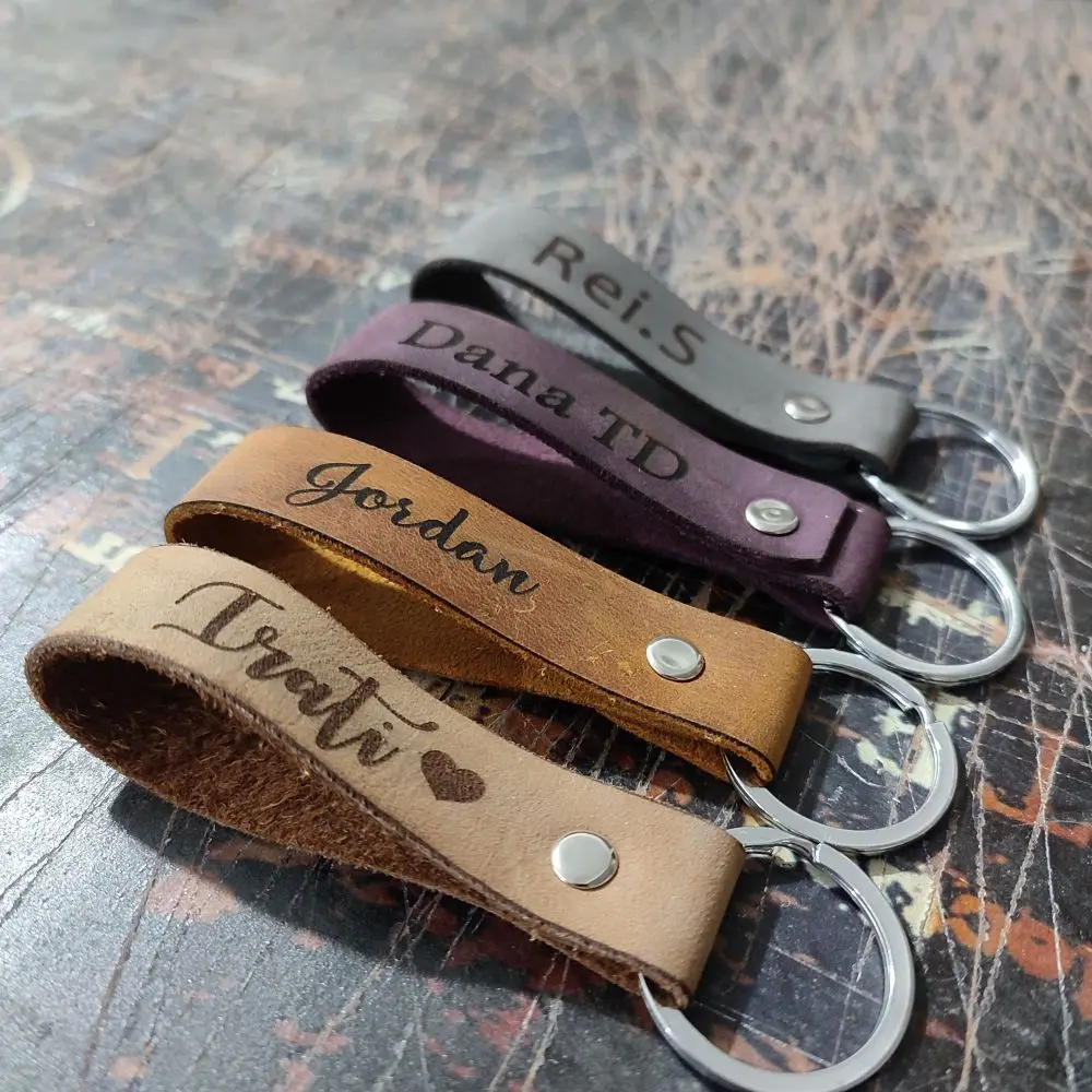 Кожаный брелок для ключей на заказ с именем подарок день отца кожаный Подарок