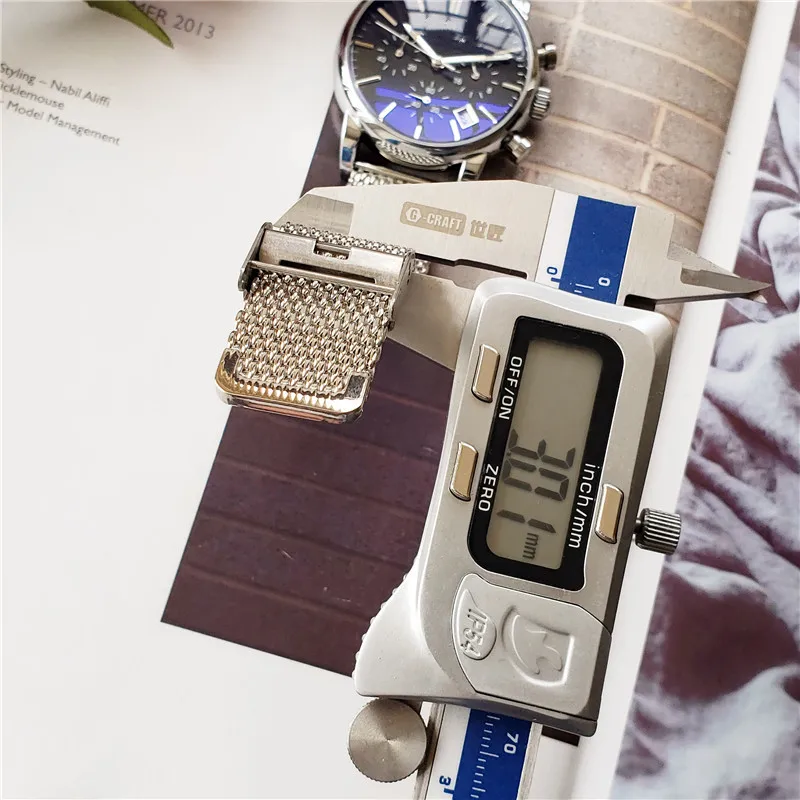 

Men's fashion trend full-featured quartz watch simple stainless steel bracelet strap big boss watch high quality aaa watch