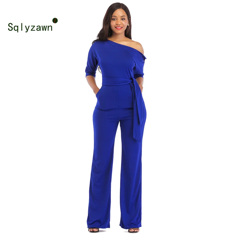 Женский белый комбинезон на одно плечо длинные широкие брюки однотонный с