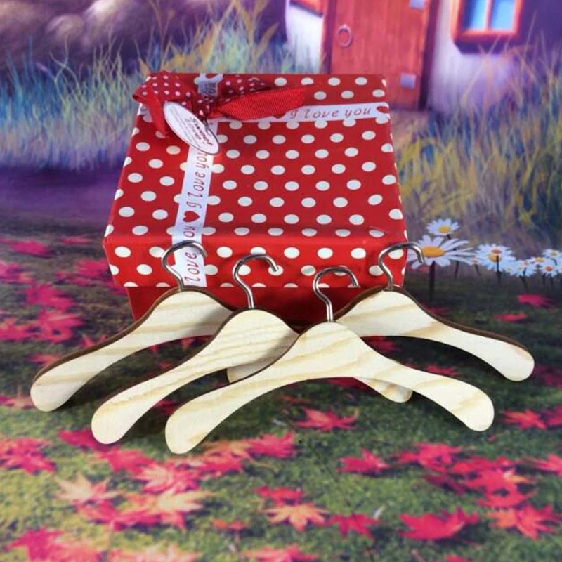 Деревянная вешалка для кукол одежды металлические вешалки детский подарок на