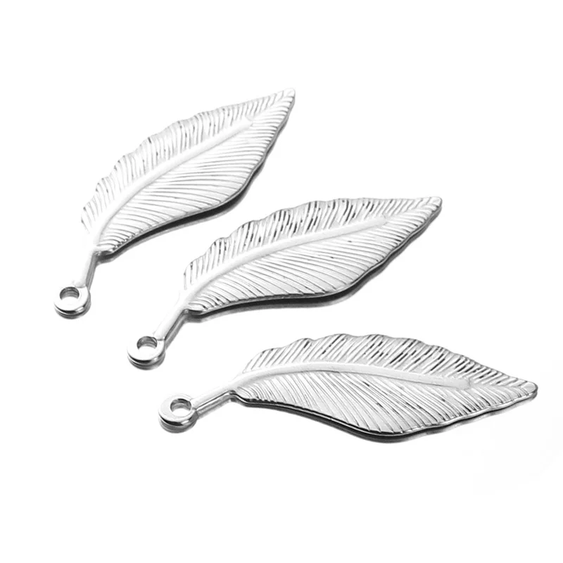 

Hobbyworker Wholesale Vintage Stainless Steel Leaf Type Charm Pendant for DIY Jewelry Accessories Making