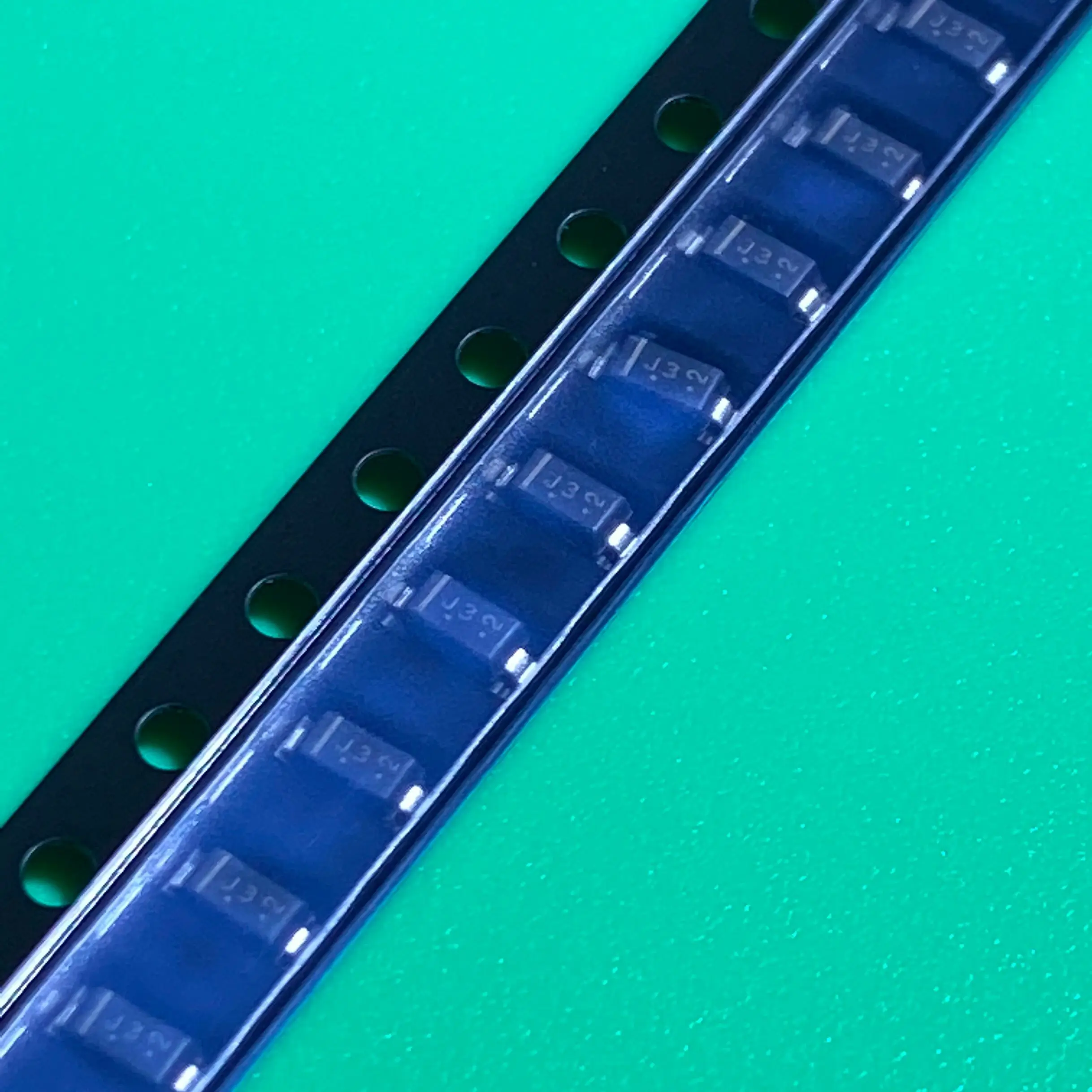 100 шт./лот MMSZ5248BT1G SOD123 J3 MMSZ5248BG DIODE ZENER 18 в 500 МВт SOD-123 J32 MMSZ5248BTG LMSZ5248BT1G 5248