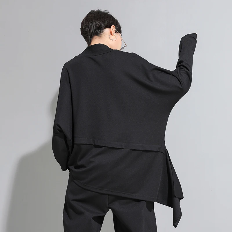 [EAM] Женская Черная Асимметричная футболка большого размера с пуговицами новая