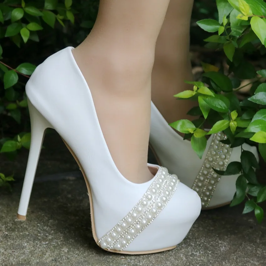 Пикантные белые свадебные туфли на высоком тонком каблуке 14 см для банкета