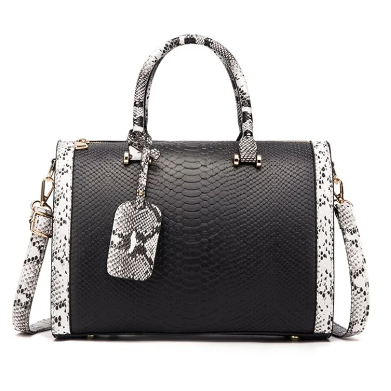 

2021 Fashion Women's Serpentine Shoulder Bag Wild Messenger Pillow Purse Large-Capacity PU Leather Stray Casual Tote Handbag