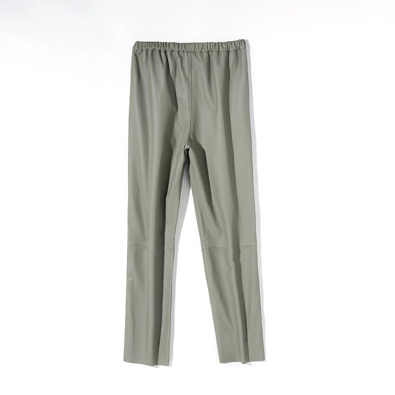 Рисунок 5 - Оригинальные кожаные штаны женский