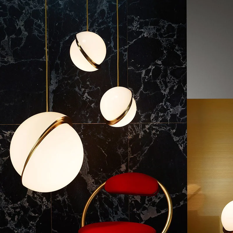

Nordic modern round balls Pendant Lights Creative Round Moon Brass Suspension Pendant lamp for Dining room Living room drplight
