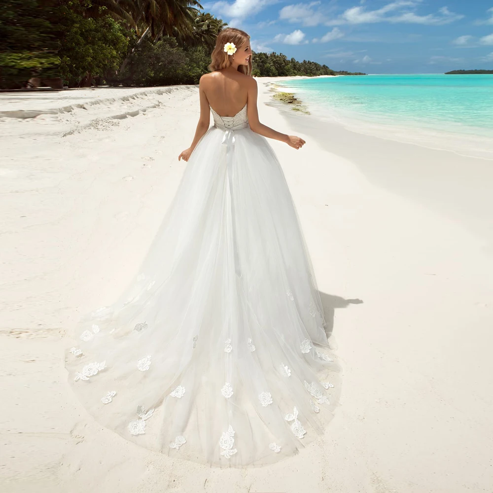 

Elegant Wedding Dresses Tulle Illusion Lace Appliques Crystal Sashes Strapless Sleeveless Lace Up Ball Bridal Gowns