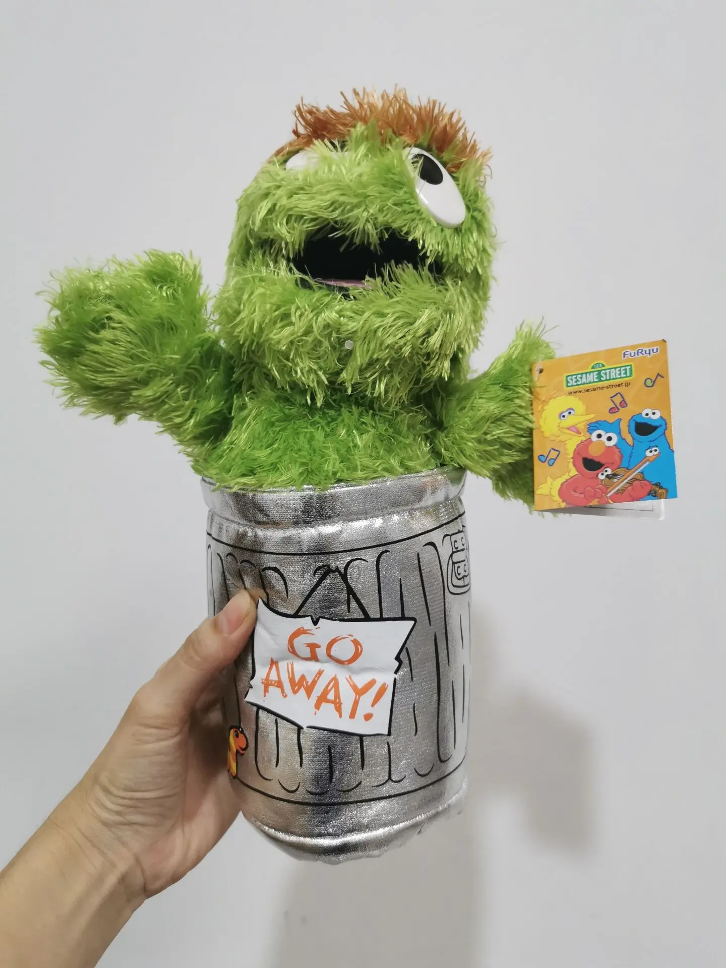 

Sesame street Trash can Green Plush Toys Boys and Girls Doll Soft Stuffed Collection Toys 26cm