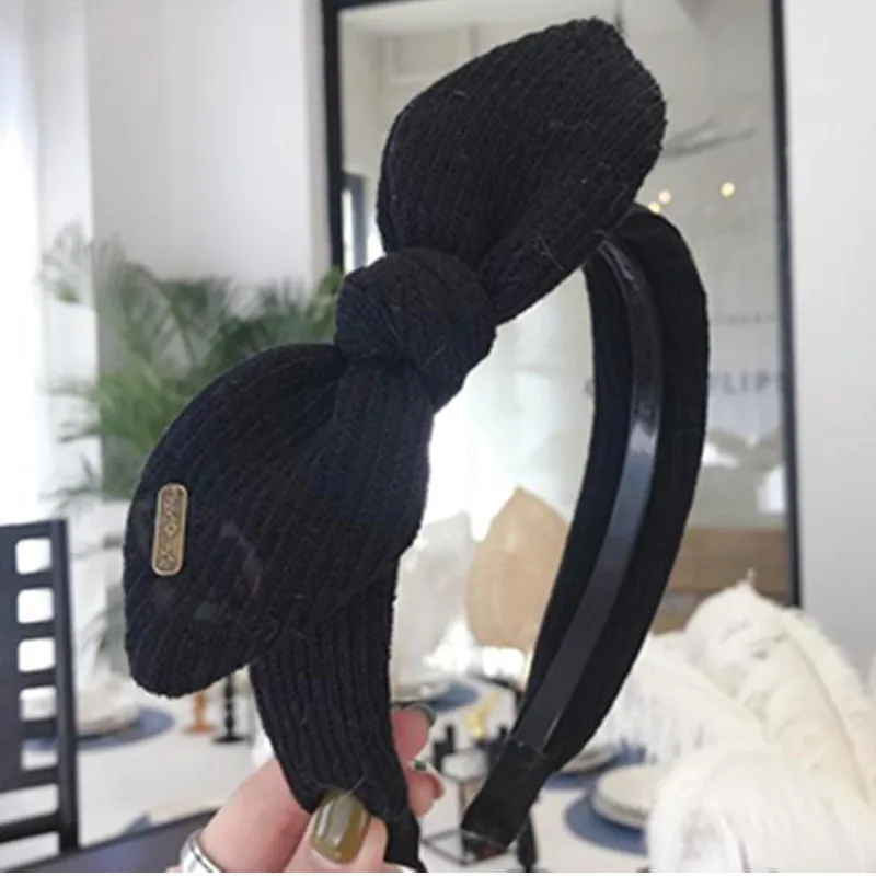 Повязка на голову женская шерстяная однотонная с бантом аксессуар для волос