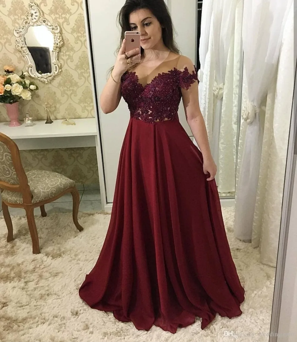 

Elegant Burgundy Lace Mother Of The Bride Dresses Off The Shoulder Beaded Wedding Guest Dress Floor Length Plus Evening Gown
