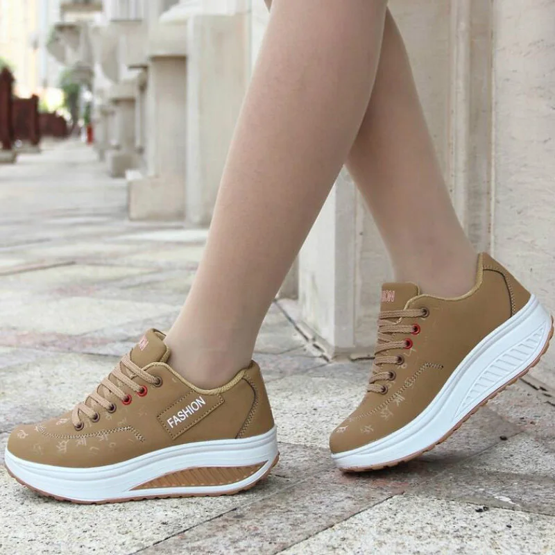 

Hot Women Sneakers 2021 Breathable Waterproof Wedges Platform Vulcanize Shoes Woman Pu Leather Casual tenis feminino