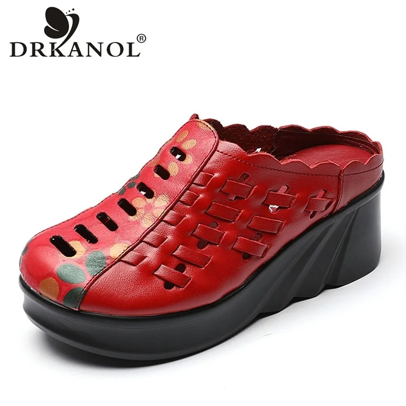 

Шлепанцы DRKANOL женские из натуральной кожи, летние танкетки с принтом и круглым носком, повседневные Сланцы на платформе, 2021