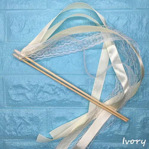 Ivory and Lace 50 шт. свадебные ленты палочки скручивающаяся лента для танцев реквизит лента на палочке с кружевом DIY Свадьба День Рождения Вечеринка подарки - Цвет: Ivory and Lace