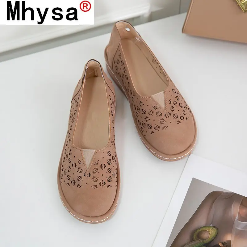 

New Women's Leather Retro Sandals Women's Hollow Wedge Platform Shoes Large Size Women's Summer Non-slip Retro Deerskin Sandals