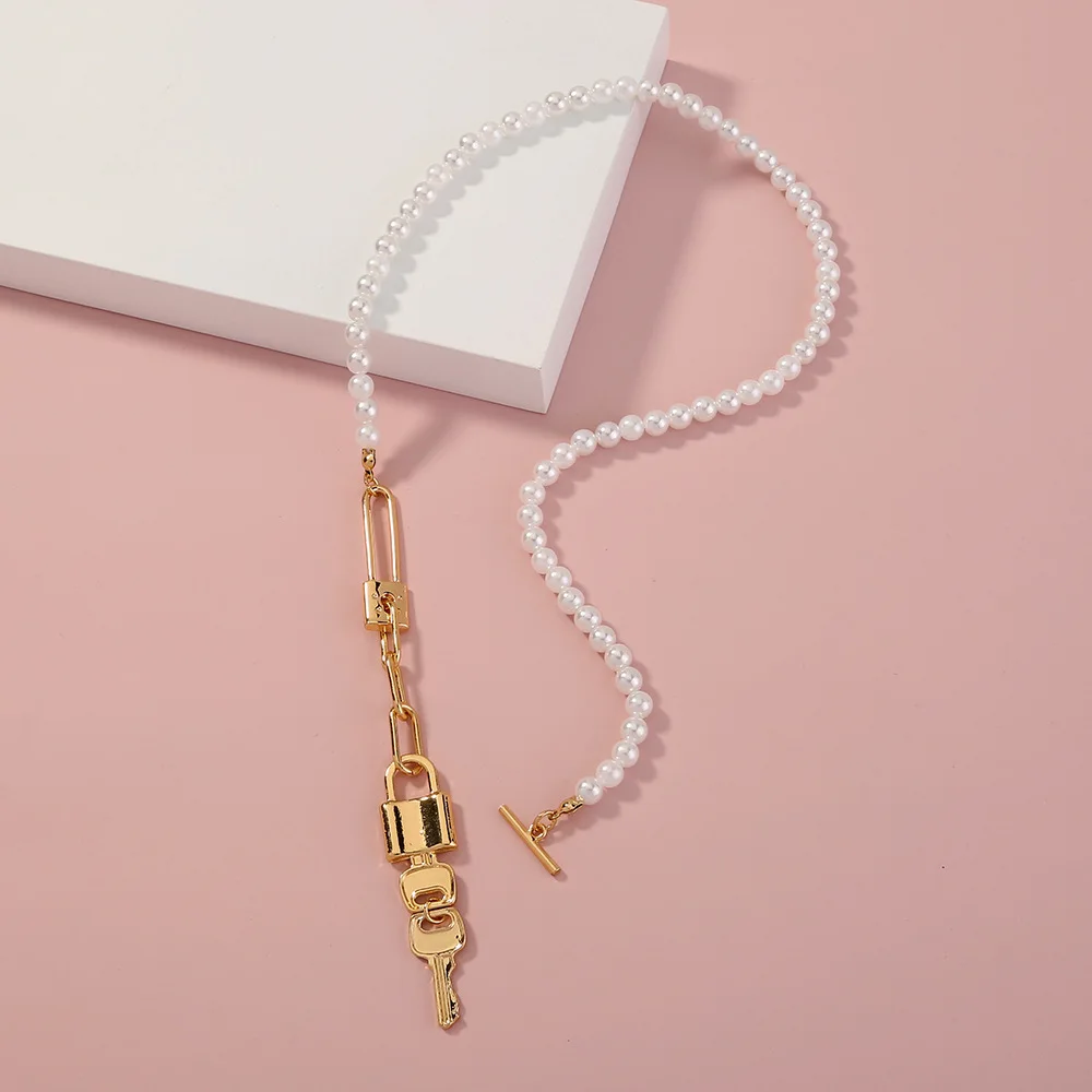 2021 темпераментная Мода уличная съемка Многоэлементный замок геометрический