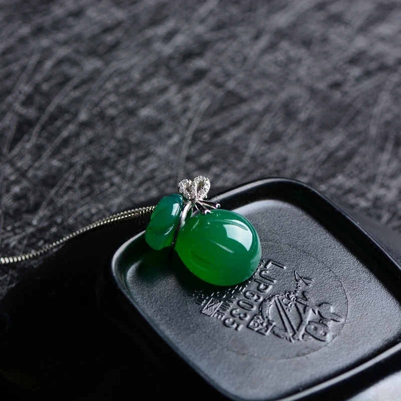 Натуральный зеленый нефрит халцедон сумка кулон агата 925 серебро воды ожерелье с