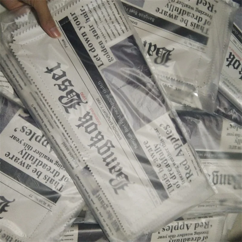 

New Design Women personality newspaper Clutch Bag funny Female Chain Messenger Bag PU Handbag Creativity Fashion icon Tote Retro