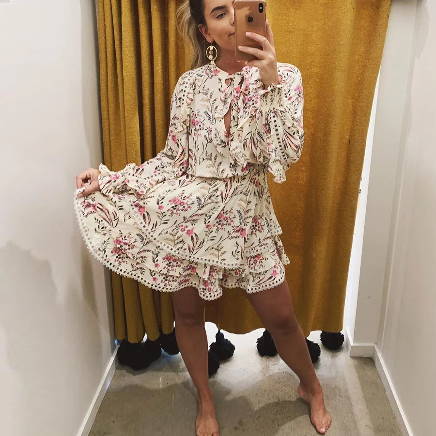 AYUALIN/осеннее мини платье кремового цвета с цветочным принтом и оборками Платье