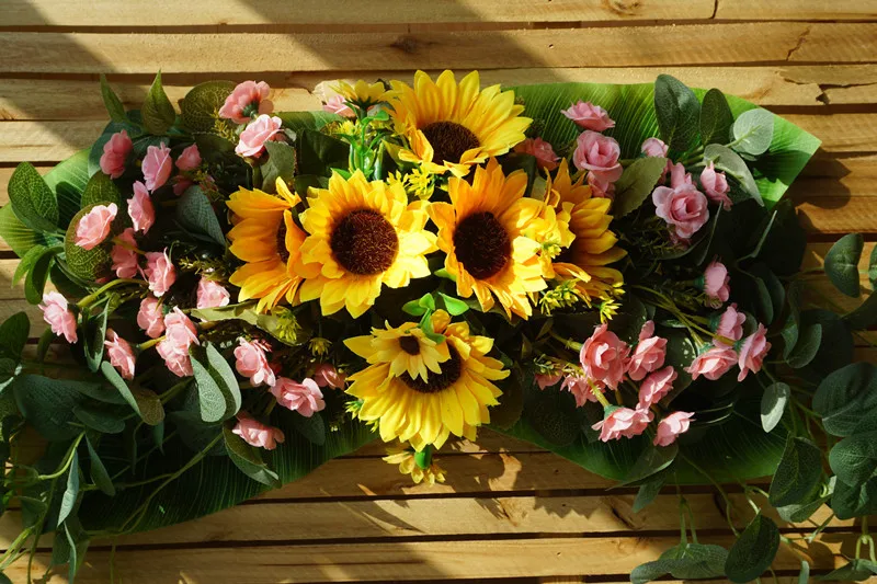 Роскошный искусственный венок с цветами Декоративная гирлянда изображением