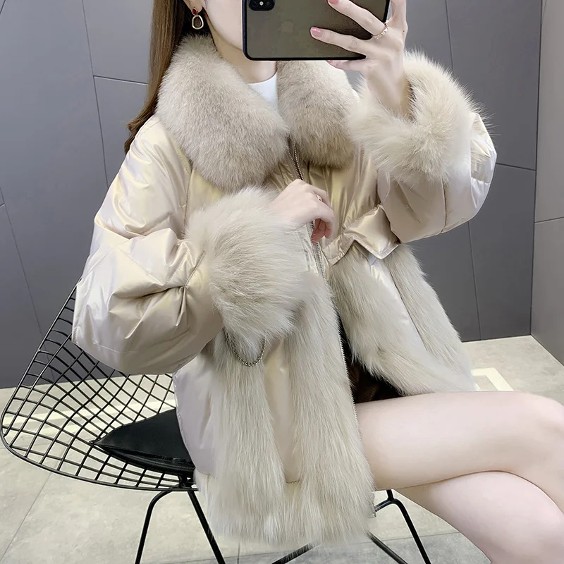 

2021 Winter New Fur Down Jacket Young Fox Fur Coat Women's Short Light Luxury Coat