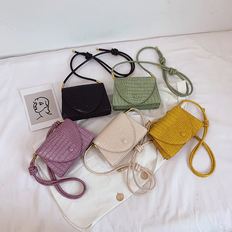 

Women Leather Handbags High QualityCrocodile Pattern Sac A Main Female Leather Messenger Bag Panelled Flap Bags for Girls Bolsa