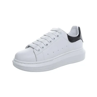 Новинка 2020 года Женская обувь Популярная кожаная повседневная на плоской