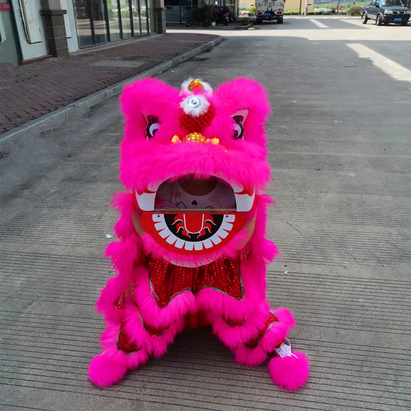 Купи Boy Lion Dance Mascot Costume Cartoon Chinese Classical Boys Outfit Set Spring Carnival Christmas Festival за 11,580 рублей в магазине AliExpress