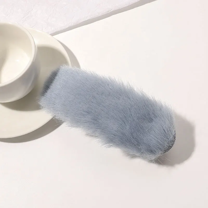 

Заколка для волос ручной работы из искусственного меха в Корейском стиле