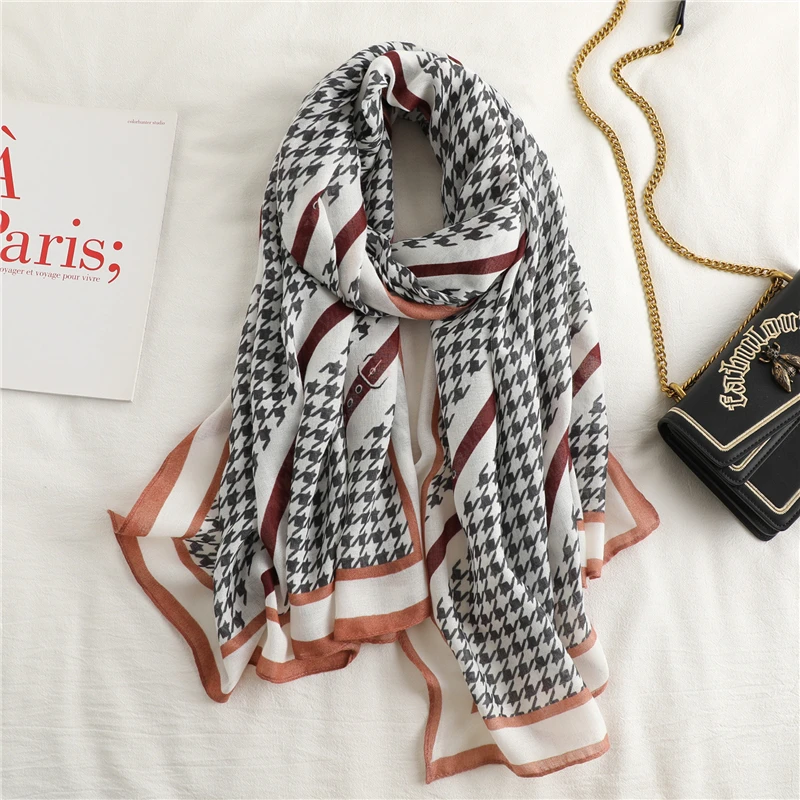 

2022 Fashion Cotton Scarf Shawls Women Floral Plaid Hijab Beach Stoles Foulard Warm Pashmin Wraps Bandana Echarpe Bufanda