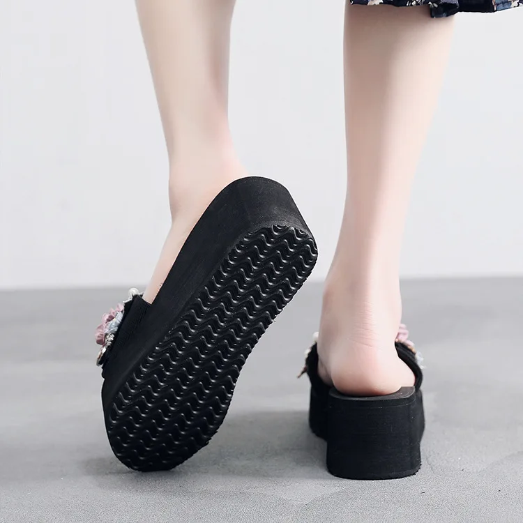 

Casual Women Summer Comfort Slippers Fashion Wedge High Heel Woman Flowers Pearls Shoes For Female Beach Slides Slipper 698