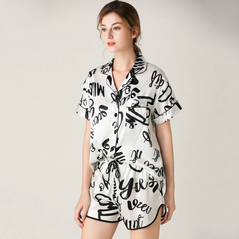 

XIKUO New Style Pajamas Women Summer Emulation Silk Thin Short-sleeved Shorts Suit Ladies Home Service