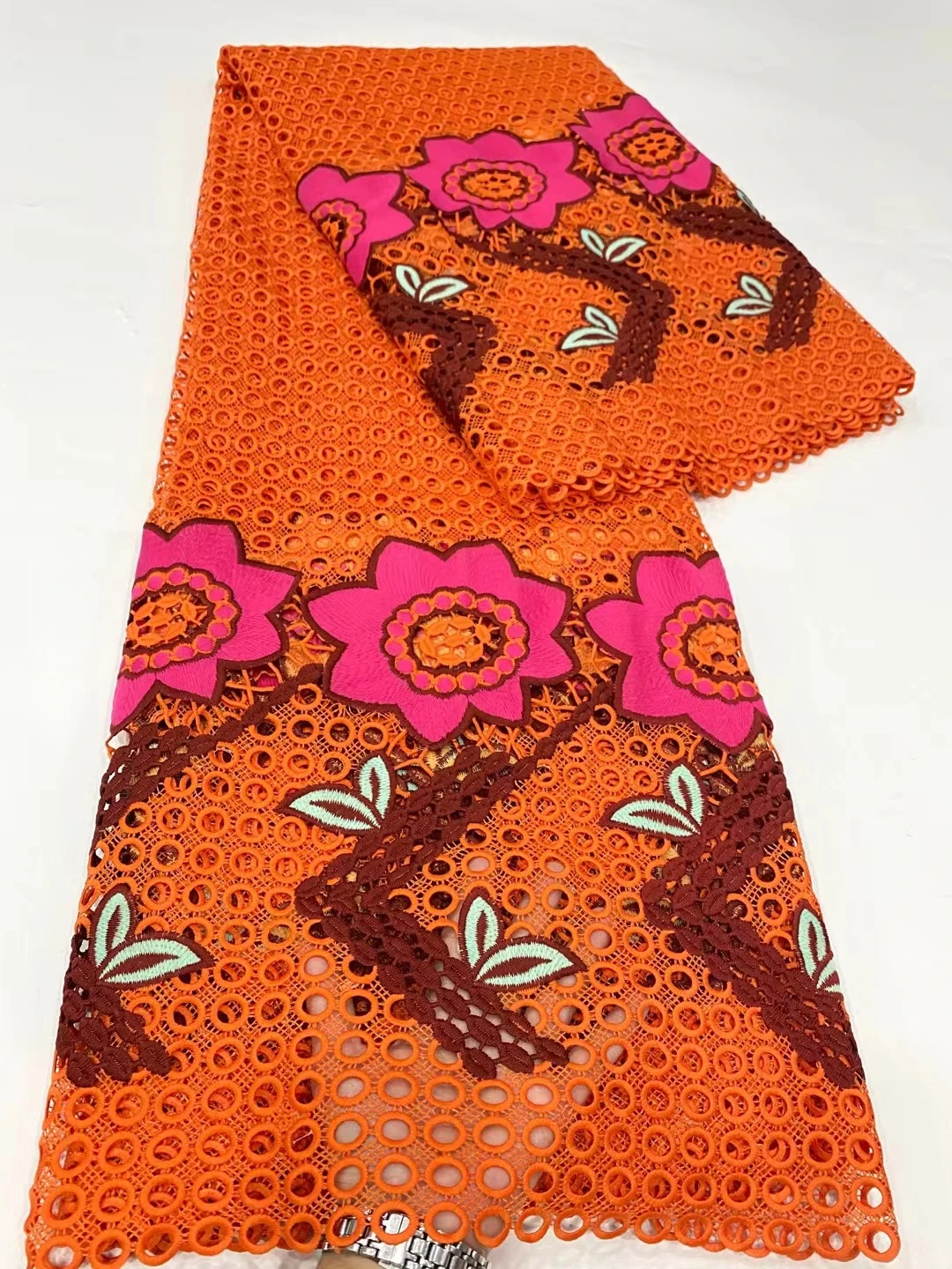 

Высококачественная африканская кружевная ткань из гипюра, красивое Шелковое кружево с вышивкой для вечерние ринки/свадебного платья! DPG60
