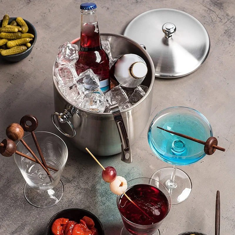 

Stainless Steel Ice Bucket with Tongs Liter Double Walled Insulated with Tongs and Lid Ice Container(3L)