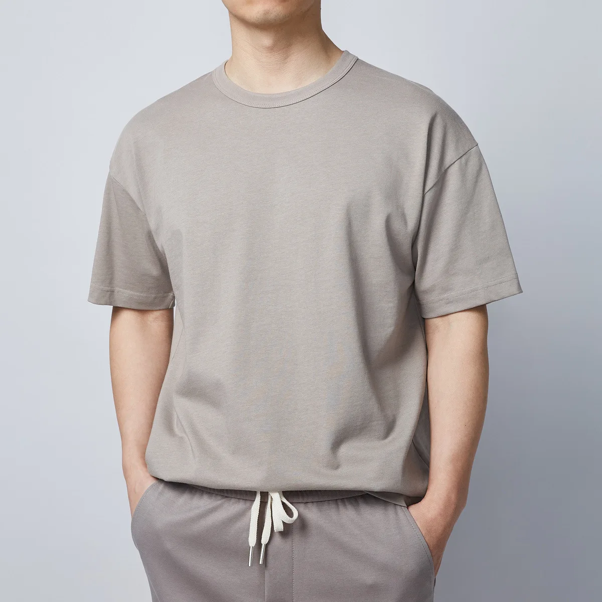 

2021 Men's Wear Summer Fashion Solid Color Turtleneck Short Sleeve Tee For Men And Women Korean Style Casual Tops