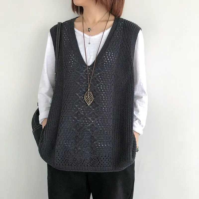 

Retro Literature Art Spring Woolen Winter Vest Women Wear Loose V-neck Thin Knitwear I-waistcoat Gilet Femme Genuine 1 pcs