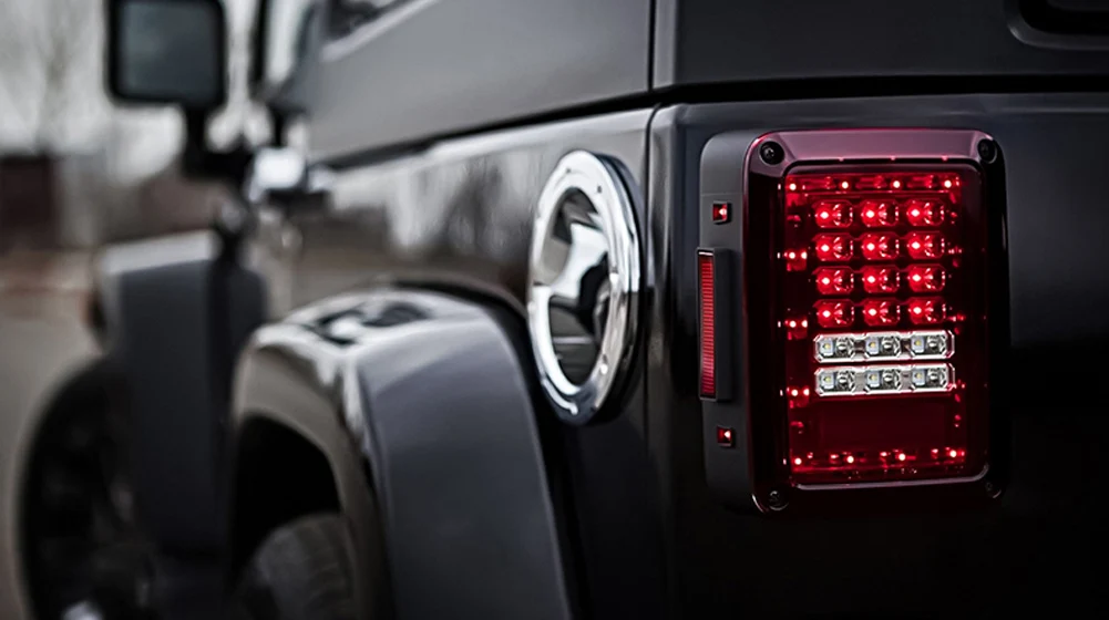 

For Jeep Wrangler JK 2007-2017 1Pair Car Integrated Rear Tail Lights Brake Taillight DC 12V