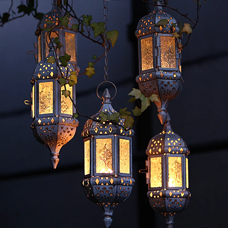 

Moroccan Windproof Candle Holder Hanging Iron Outdoor Lantern Black Vintage Candle Holder Romantic Nordic Candlestick MM60ZT