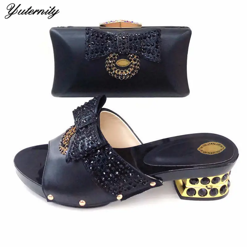 Yuternity/Новый Модный комплект из туфель на среднем каблуке и сумочки в африканском