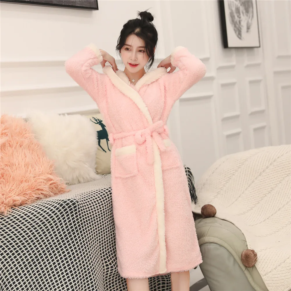 

Cartoon Robe 2019 Thicken Nightgowns Winter Bathrobe Women Pajamas Bath Flannel Warm Robe Sleepwear Womens Robes Coral Velvet